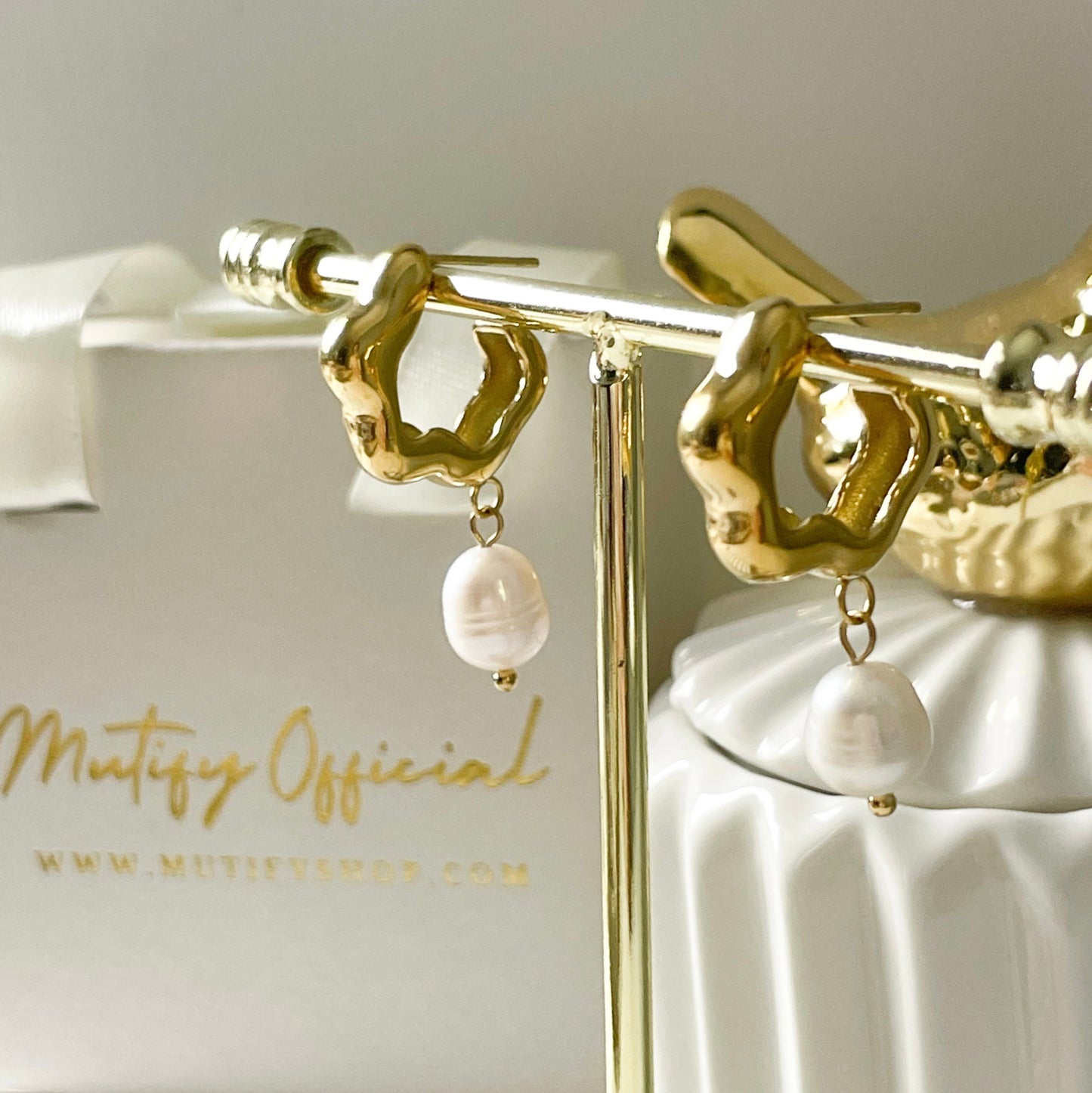 Kira Ivory Pearl
