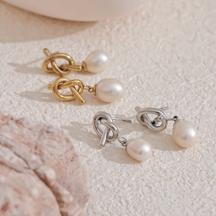 Premium Ivory Pearl Infinity Stud Earrings (925S Silver)