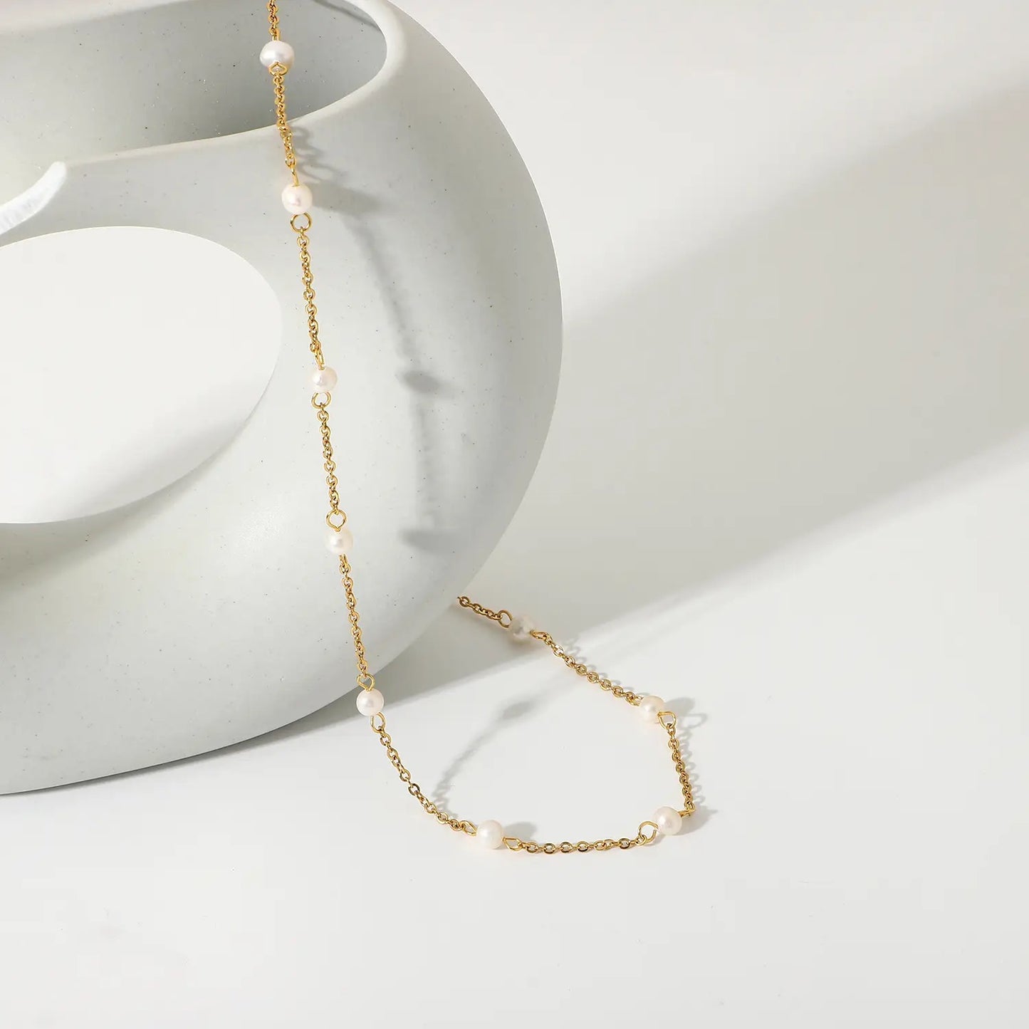 Classic Natural Pearl Necklace (925S)
