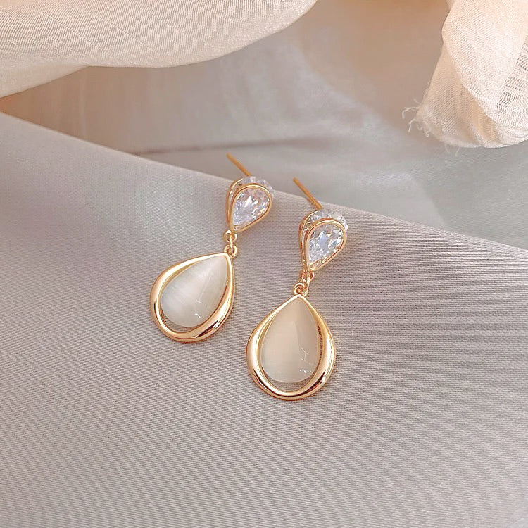 Premium Opal Diamond Dew Earrings (925S)