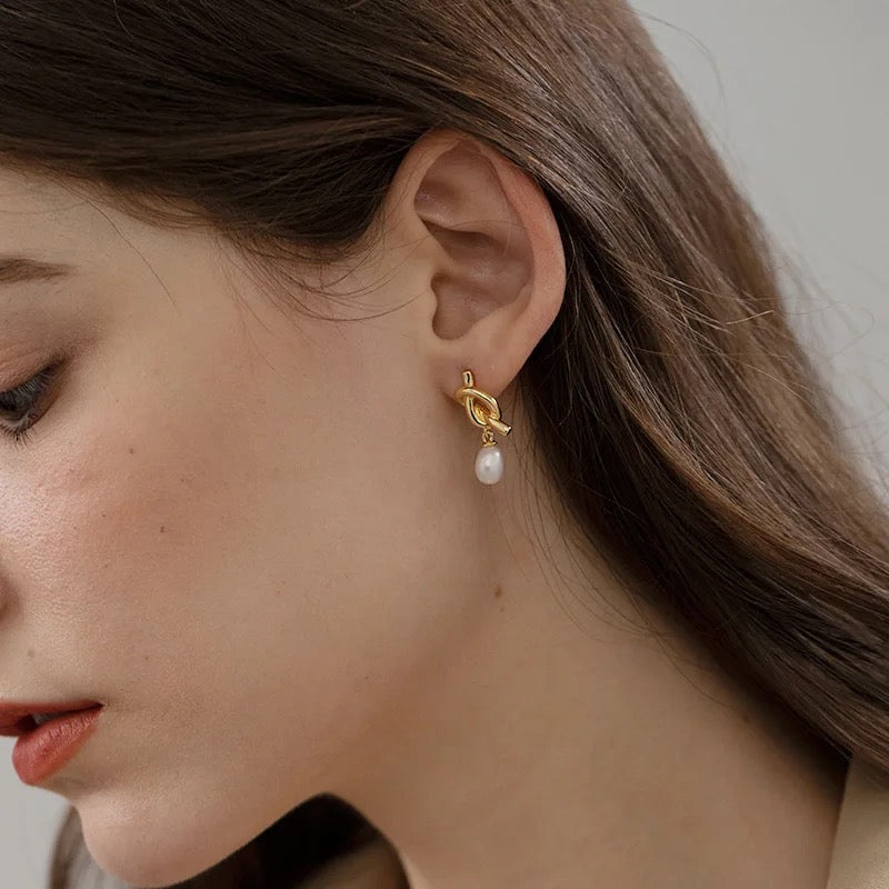 Premium Ivory Pearl Infinity Stud Earrings (925S Gold)