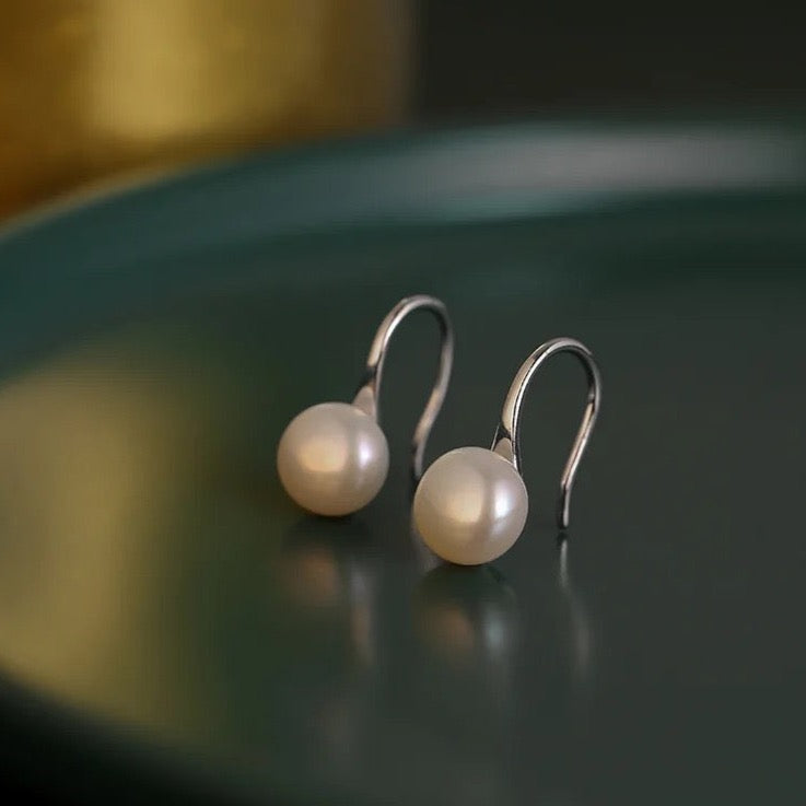 New Classic Shiny Pearl Hook Earrings (925S/Silver)